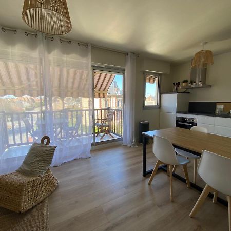 Hyper Centre - 2 Pieces Tout Confort - Terrasse - Ascenseur - Cabourg Εξωτερικό φωτογραφία