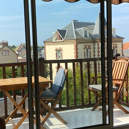 Hyper Centre - 2 Pieces Tout Confort - Terrasse - Ascenseur - Cabourg Εξωτερικό φωτογραφία
